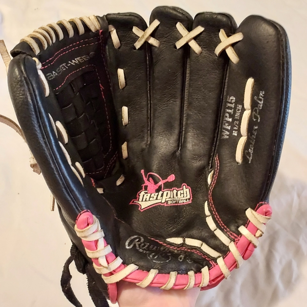 Softball Mitt